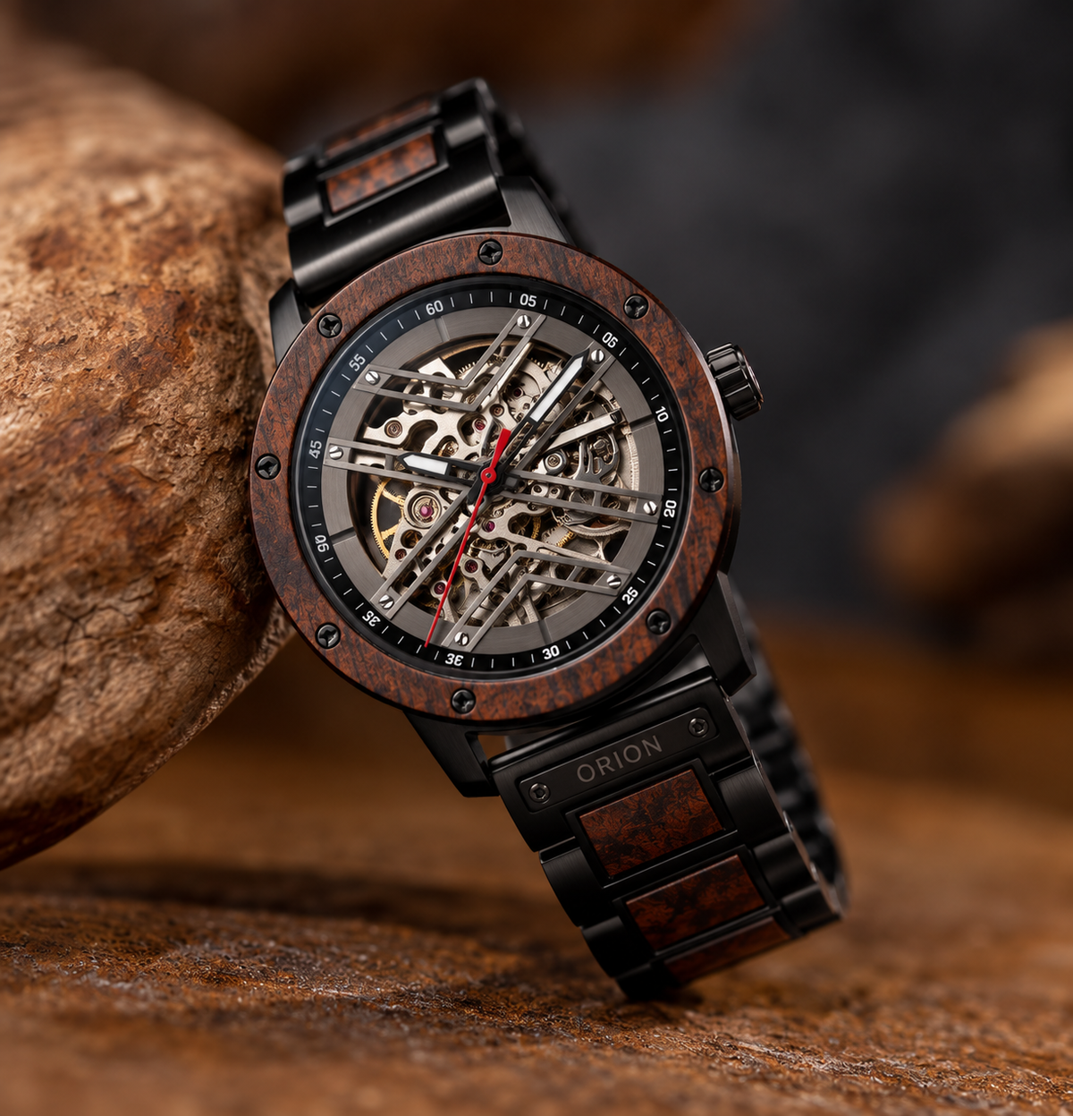 Orion Antares – Automatik-Herrenuhr aus Holz mit Skelett-Zifferblatt
