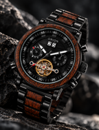 Orion Titan – Automatik-Herrenuhr aus Ebenholz mit Großdatum